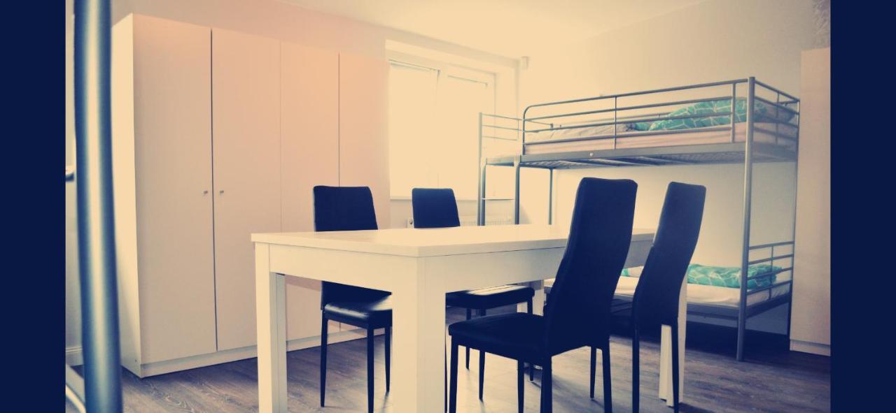 Bed and Breakfast Sezer B&A UG Berlin Exterior foto